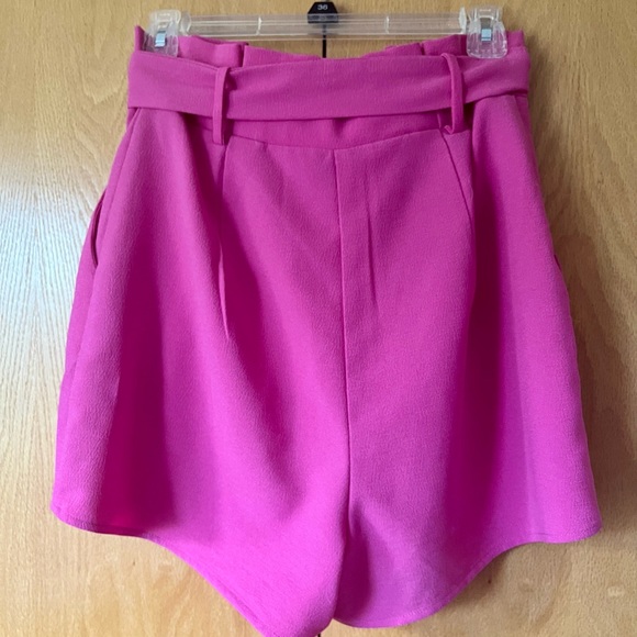 Pink shorts - Picture 2 of 2